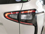LEDテールライトです。省電力、高輝度のLEDは明るく照らすので夜間運転時の視認性を高めます。スタイリッシュな見た目で細かいところもこだわりたいあなたに!