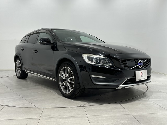 V60クロスカントリー T5 AWD SE 4WD