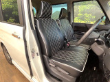 運転席シート廻りは使用感も少なく、良好な状態となっています。丁寧に使われていたことがよくわかりますね。