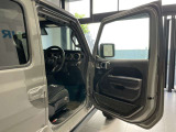 この度は、弊社中古車をご覧いただき誠にありがとうございます。たくさんのご連絡、お待ちしております。
