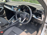 新型の車種から、お求めやすいモデルまで幅広く取り扱っております。