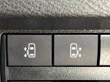 【両側パワースライドドア】スマートキーや運転席のスイッチで後席両側スライドドアの開閉が可能♪電動だから力を入れてドアを開ける必要が無く、小さなお子様でも簡単に開け閉めでき快適です♪