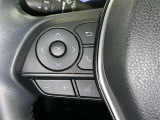 ステアリングスイッチ装備!運転しながら手元でオーディオの操作などができます。
