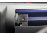 充電用USB装備しています。