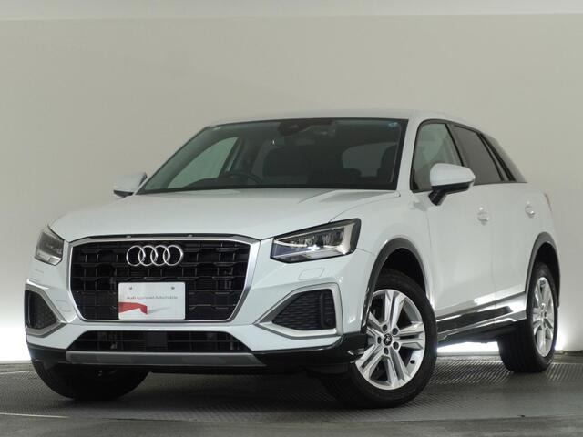 Q2 35 TFSI アドバンスド 