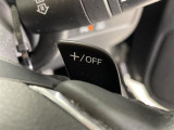 【パドルシフト(AT車)】MT車と同じように好きなギアで走ることができます!ステアリングから手を離さずに指先だけでシフト操作ができ、よりスポーティな走りをお楽しみいただけます。