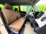 運転席シート廻りは使用感も少なく、良好な状態となっています。丁寧に使われていたことがよくわかりますね。