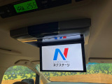 【フリップダウンモニター】大画面モニターで後席でもエンタメをお楽しみいただけます。小さなお子様にも大人気の装備です♪