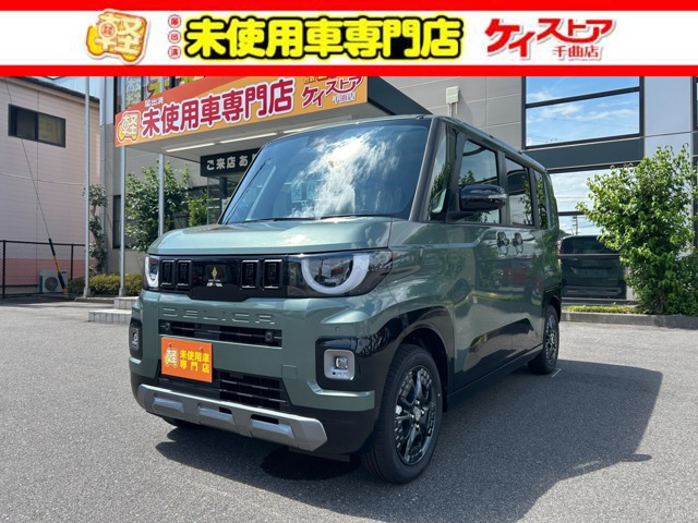 デリカミニ T プレミアム 4WD 