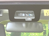 【スズキ セーフティサポート】走行中に前方の車両等を認識し、衝突しそうな時は警報とブレーキで衝突回避と被害軽減をアシスト。より安全にドライブをお楽しみいただけます。