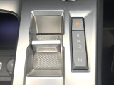 ●シフトノブの使用感も少なく、良好な状態です。