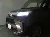 LEDヘッドライトです。デザイン性がよくとても明るいので、夜間の走行や悪天候でも安心です。しかも長寿命!