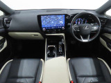 納車前にレクサスボディーコートをお勧めさせていただいております。CPOとCPO外車両がございますので、詳しくはスタッフまでお問い合わせください。