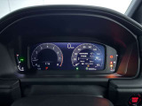 お車情報が一目で確認しやすい液晶メーターとなっております。