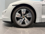 19インチ Taycan S Aero ホイール搭載です