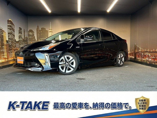プリウス 1.8 A ツーリングセレクション トヨタセーフティ(禁煙車)(後期型)(黒革シ