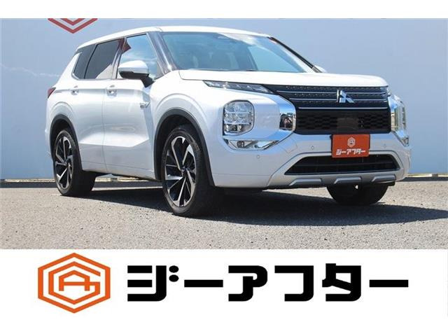 アウトランダー PHEV 2.4 P 4WD BOSEプレミアムサウンド 禁煙車