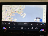 いまや必須装備「ナビゲーション」搭載!知らない場所に、スイスイッとドライブ。なんて便利な機能でしょうか?もう、これなしではハンドルを握れませんね!でも、運転中の操作は危険ですのでご注意ですね☆