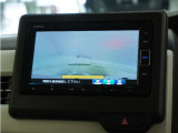 ◆バックカメラ◆リバースにするだけで映ります、後方の安全確認や、狭い駐車場での車庫入れ、雨の日や夜間など視界の悪い時に便利です!安全にバックする為には欠かせない装備です。