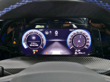 様々な表示が出来るDigital Cockpit Proを装備!