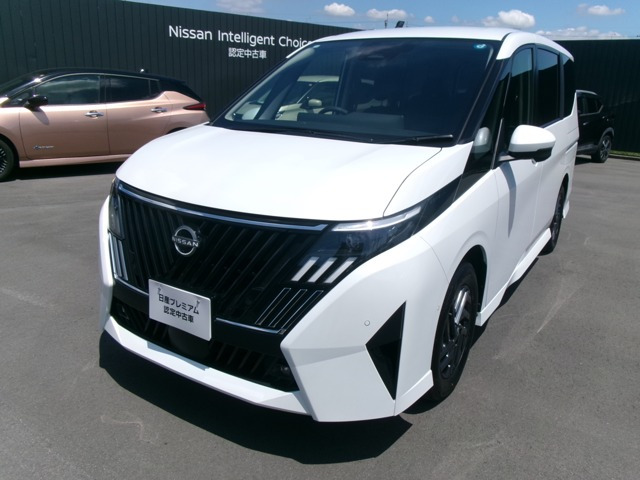 セレナ 1.4 e-POWER ハイウェイスターV
