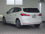 この度は弊社認定中古車をご覧いただき誠にありがとうございます。弊社はBMW 正規ディーラーですので遠方のお客様も安心してご購入下さい。ご不明な点がございましたらお気軽にお申し付けください。