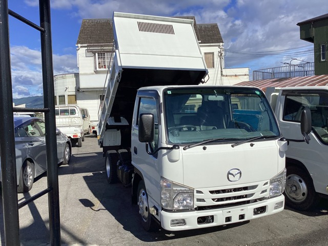 タイタン 3t 低床ダンプ
