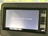 【ナビゲーション】使いやすいナビで目的地までしっかり案内してくれます。各種オーディオ再生機能も充実しており、お車の運転がさらに楽しくなります!!