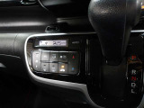 車内の温度管理に便利なオートエアコン☆