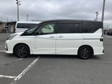 セレナ 1.2 e-POWER ハイウェイスターV アーバンクロム 