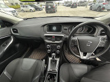 V40 D4 モメンタム ディーゼル 修復歴無し