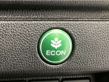 ★ECONスイッチ★ エコドライブを加速しよう!スイッチをONにすると、運転の仕方によるロスを抑え込み燃費をよくするようクルマが頑張ります(*^ー^*)燃費向上にチャレンジ♪