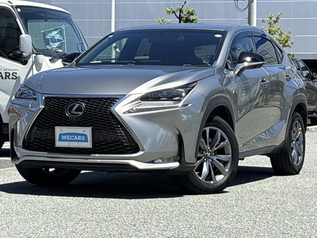 NX 200t Fスポーツ
