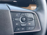 手元でナビの音量調整等が出来るのでナビの操作によるわき見運転を防止することが出来ます。