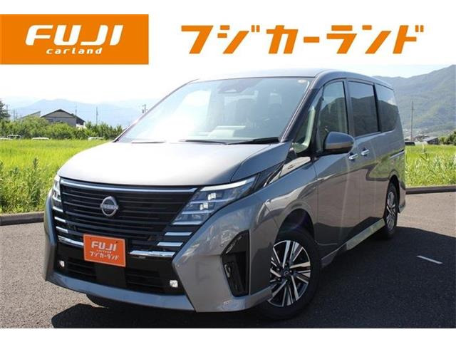 セレナ 1.4 e-4ORCE ハイウェイスターV 4WD 