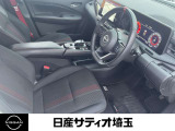 【ゆったりと運転してください】足元空間も広く、スムーズに乗り降りもいただけます♪