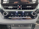 【エアコン】『エアコン装備』の画像になります。暑い夏でも寒い冬でも、車内に快適な空気を届けるので、いつでも快適な車内空間を創り上げます!