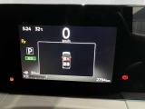 モニター式メータパネルです。回生モニター等様々な情報表示を変更できるデジタルスピードメーターとなっております。
