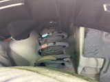お車を安心してお乗りいただく為には、足回りの定期点検が欠かせません。サービスサポート(有償保証)では無料点検もご提供しており、安心のカーライフをお過ごしいただけるサポート体制が整っています。