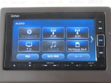 【 ホンダ純正ギャザズ・VXM-224VFi 】Bluetooth接続に対応しています。その他、TVやAM/FMラジオの視聴・CDやDVD再生・USB接続などが可能です。