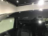 【衝突被害軽減ブレーキ】前方の車両や横断する歩行者などを検知した時、衝突回避や被害軽減をサポートします。