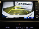 バックカメラが付いているので後方確認が非常にしやすいです。今や運転初心者も熟練者も必須装備!ついていて損はないですね♪