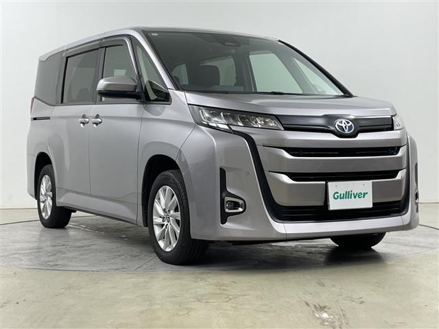 ノア 1.8 ハイブリッド G E-Four 4WD 修復歴無し