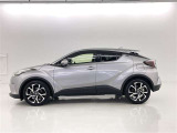 色は人気のメタルストリームメタリックです。