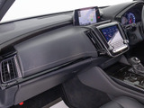 使いやすさや安全性を追求したステアリング周り!高級車ゆえにスイッチ類が多いのも特徴ですね!考え尽くされた配置ですぐに使いこなす事が出来ますのでご安心下さい!是非、体感してみて下さい!!