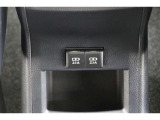 充電用USB装備しています。