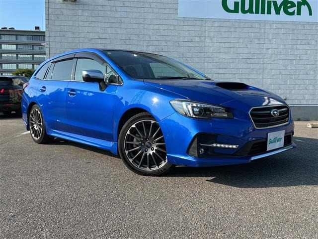 レヴォーグ 4WD 本革シート