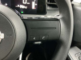 【ステアリングスイッチ】運転中に前方から目線をそらすことなくオーディオ等の操作が可能な便利機能!安心&快適なドライブを演出してくれます。