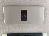 SOSコールです。Nissan Connectにご加入いただくことでお使いいただけます。