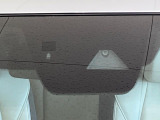 【スマートブレーキサポート】走行中に前方の車両等を認識し、衝突しそうな時は警報とブレーキで衝突回避と被害軽減をアシスト。より安全にドライブをお楽しみいただけます。